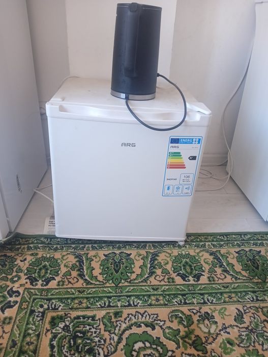 Холодильник маленький