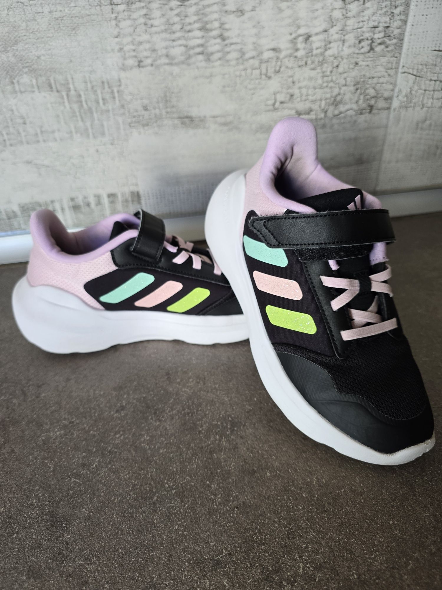 Детски маратонки Adidas 34 номер - КАТО НОВИ!