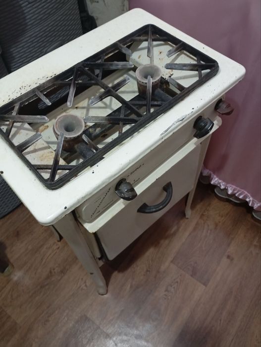 Продам советскую газовую плиту