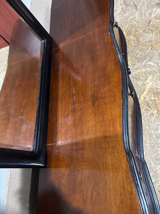 Toaleta Vintage cu oglinda Stil Florentin; Comoda cu ornamente