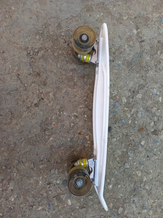 Продам скейт в отличном состоянии