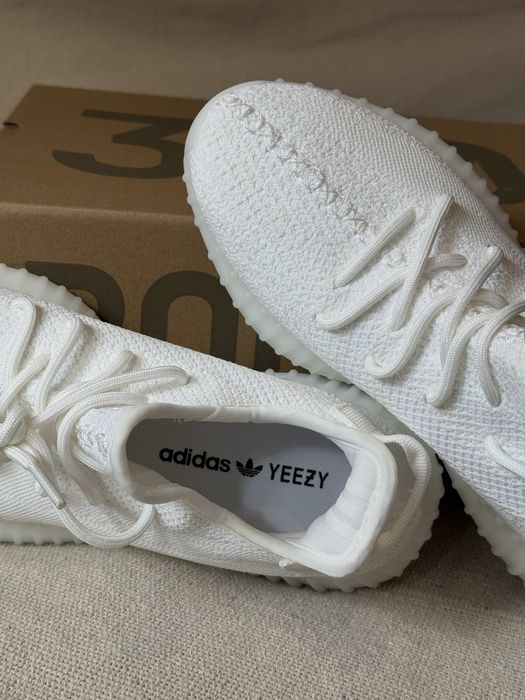 Yeezy 350 Triple White 39/40/42/44