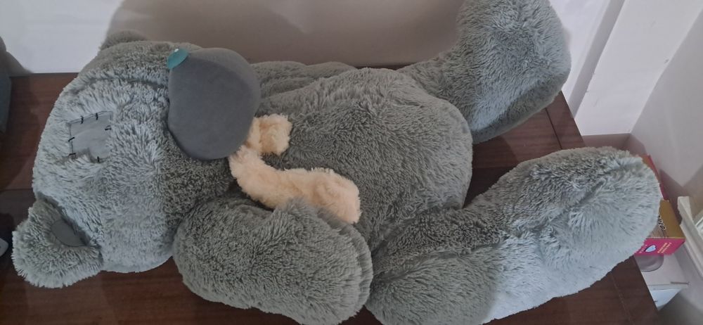 Teddy ayiq yumshoq oyinchoq 1 metr katalikda narxi kelishiladi