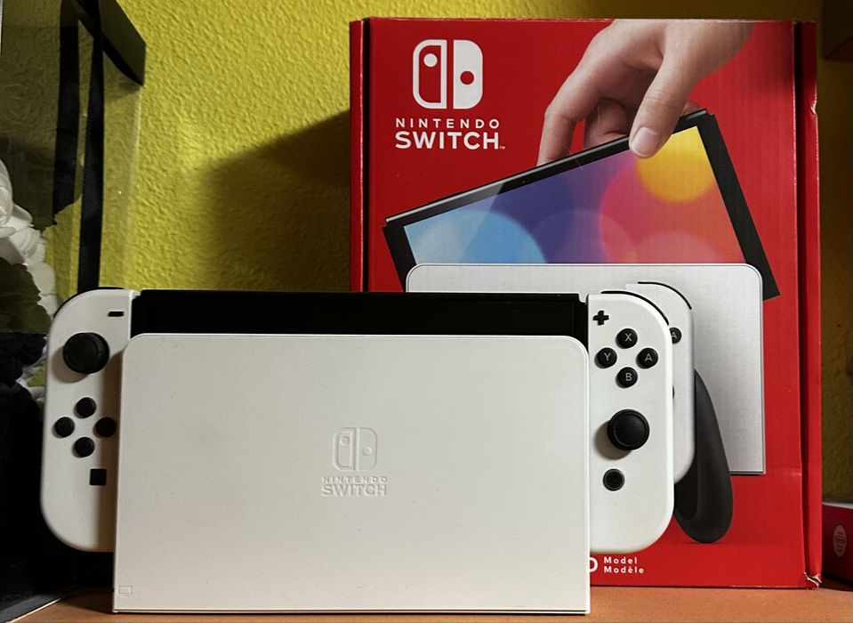 Nintendo Switch OLED
