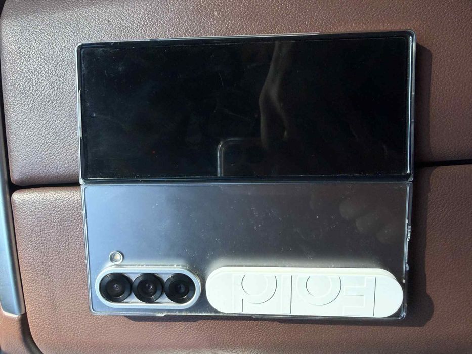 Samsung Galaxy Z Fold6 с гаранция