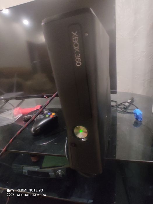 Xbox 360 slim в отличном состоянии