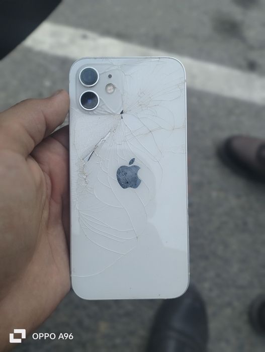 iPhone 12 царапина жоқ