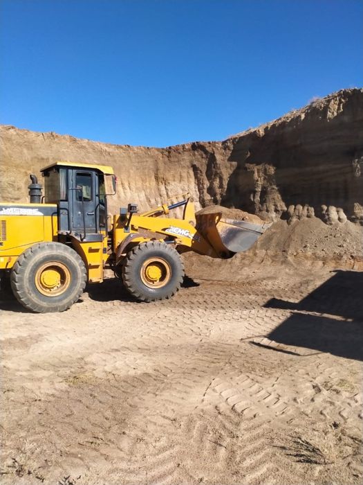 Погрузчик сатылады