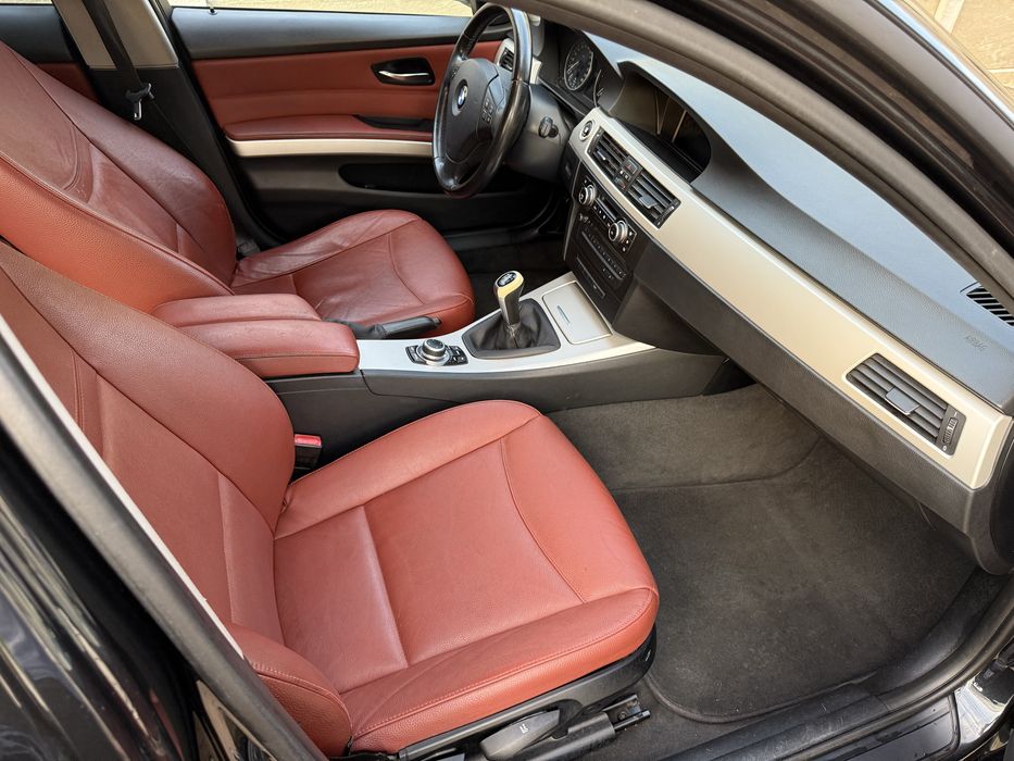 Bmw E 91, 2.0 Diesel. An 2010, Euro 5, Facelift, piele, navigație.