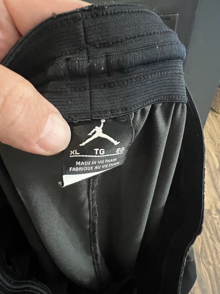 Jordan size XL Camo Skinny