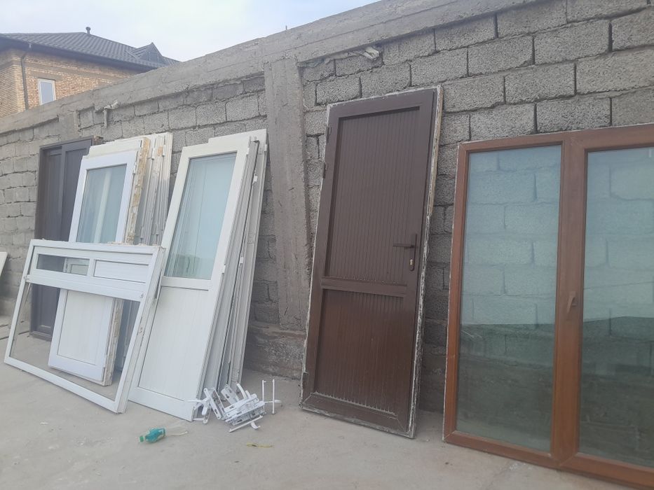 Пластиковые окна, дверь