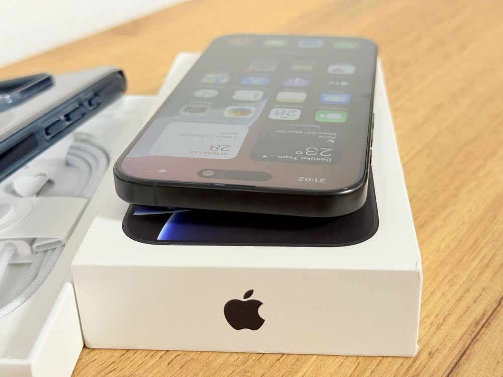 iPhone 16 Pro 2 зареждания!!!
