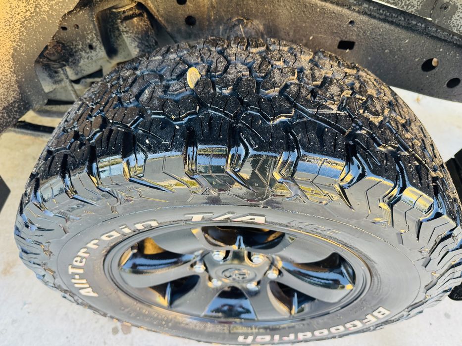 Гуми за джип Bf Goodricn all terrain 265/65/17