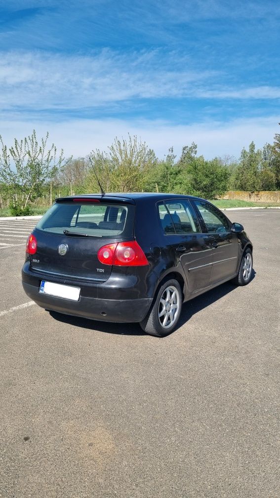 Golf 5  1.9 TDI 105cp 2008