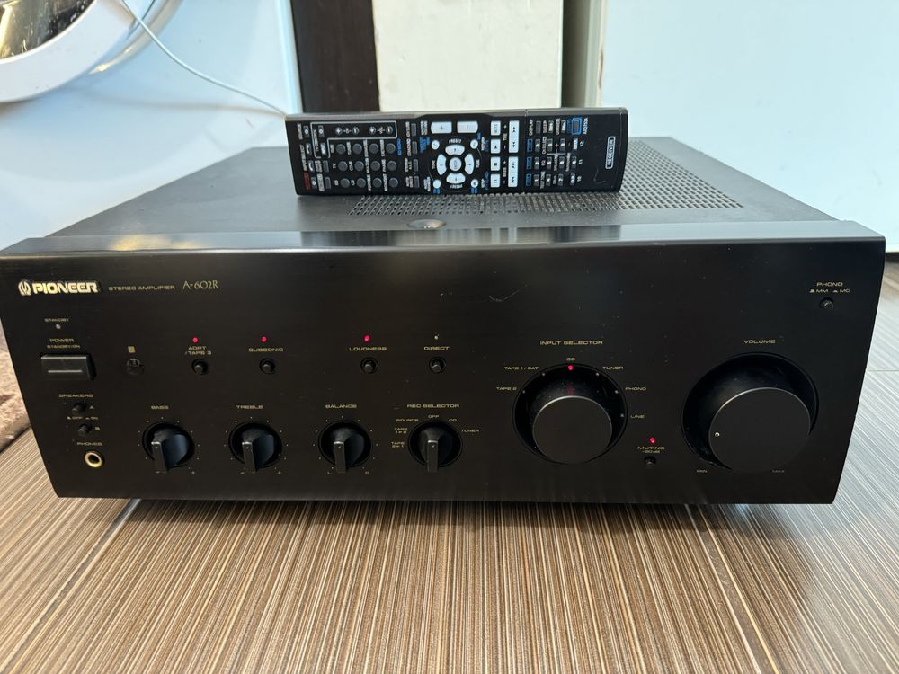 Pioneer A-602r Стерео