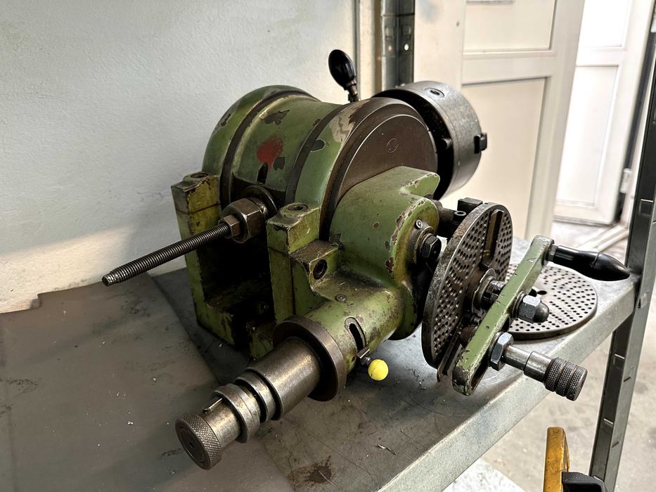 Accesorii strung/freză - Menghină, divizor, masă rotativă, un. 4bacur