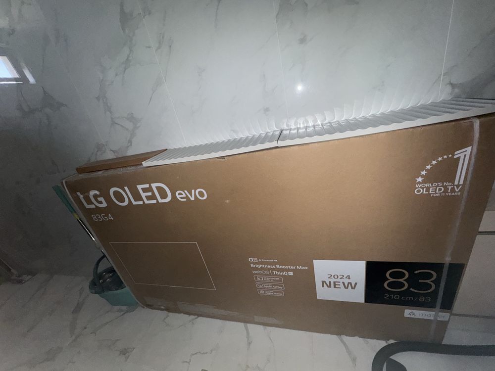 LG OLED evo 83 G4 RLA