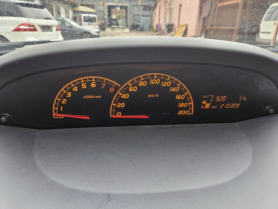 Toyota Yaris 2010 1.3 benzina