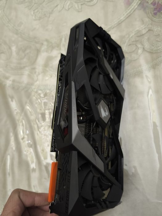 RTX 2080 Ti 11gb sotiladi