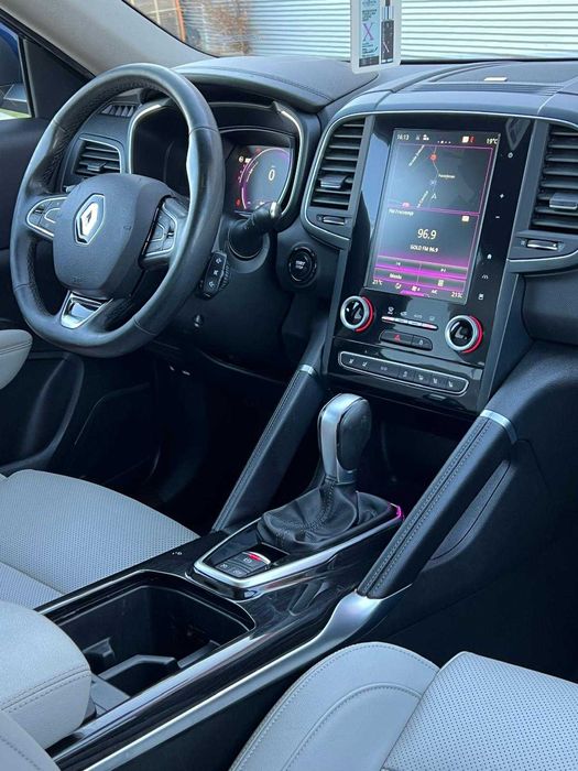 Vand Renault Koleos 2.0 DCI 4x4 93.000 km fabr 2017 impecabila urgent