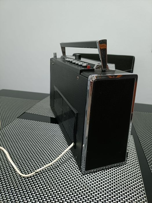 Radio Grundig satellit 6000