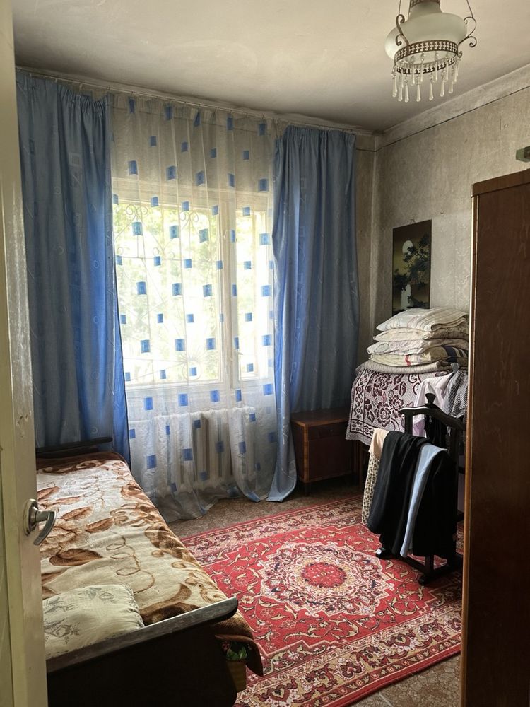 Продам юнусабад-18    2/1/5