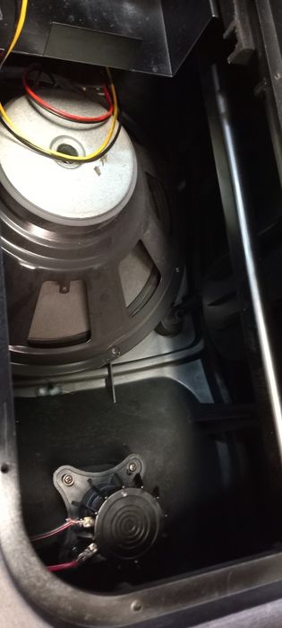 Boxă activa Power Acoustic defectă