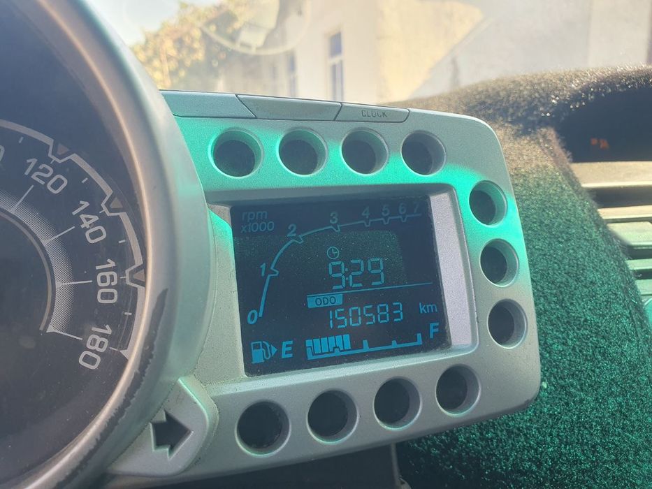 Спарк мошин сотилади