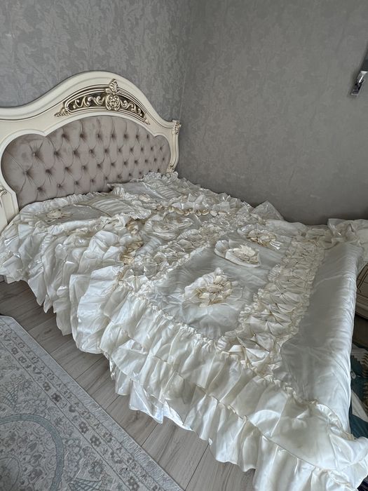 покрывало на кровать