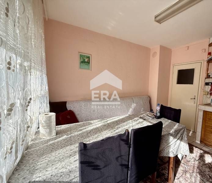 Продава се Двустаен апартамент в Русе, Родина 3 - 67 кв.м за 1441 €/кв.м - Снимка #4