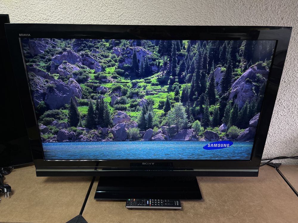 Телевизор SONY Full HD LCD 40” - KDL-40W5820