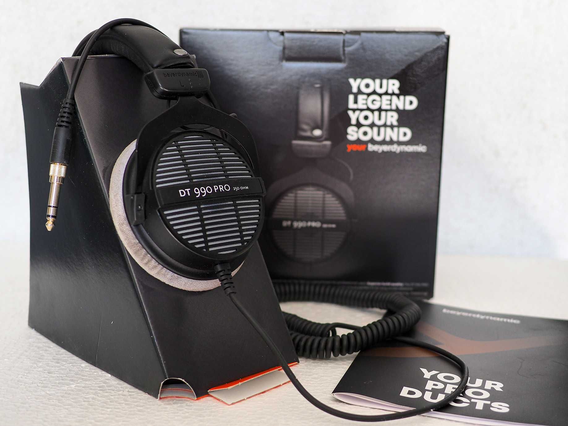 Легендарные студийные наушники Beyerdynamic DT 990 PRO