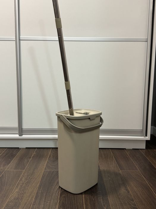 Ведро со шваброй с отжимом