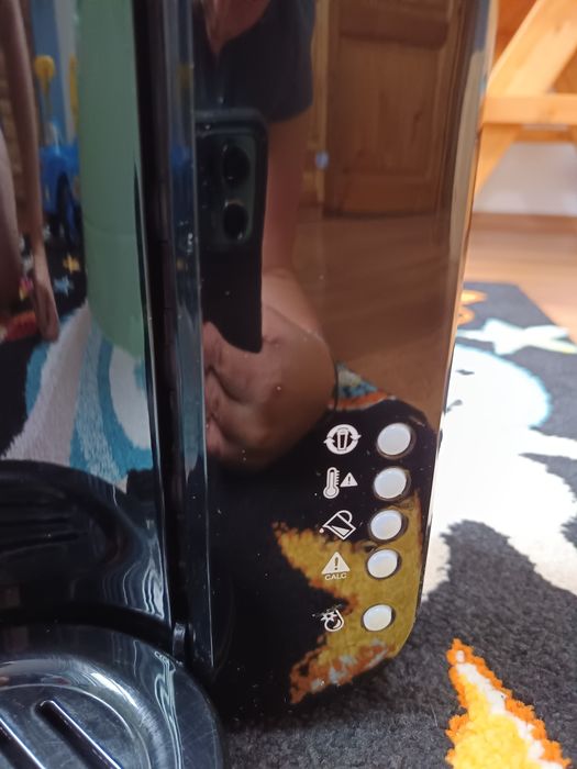 Tommee Tippee Електрически уред за приготвяне на адаптирано мляко