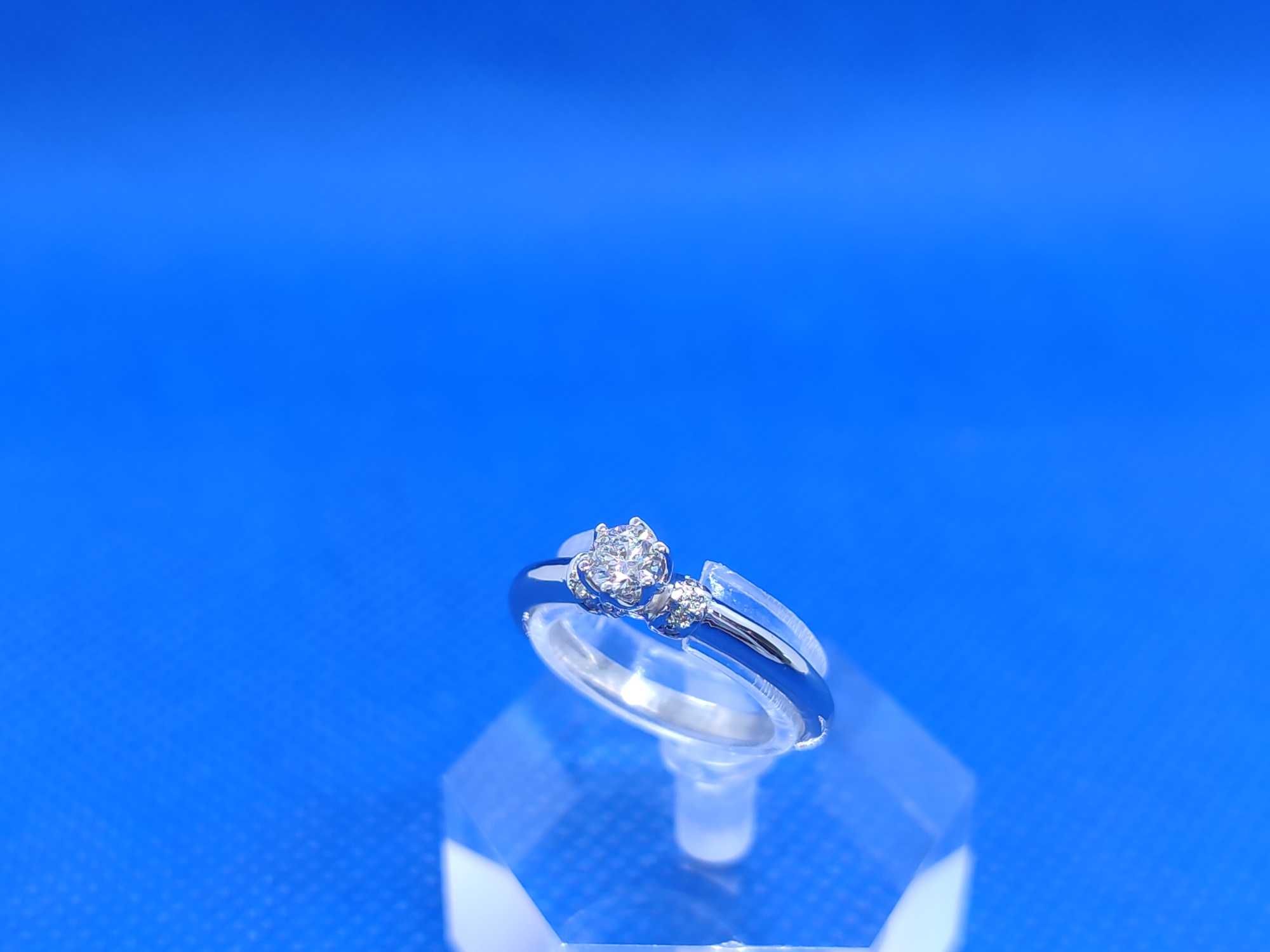 Годежен пръстен с диамант VVS1 0.23ct.