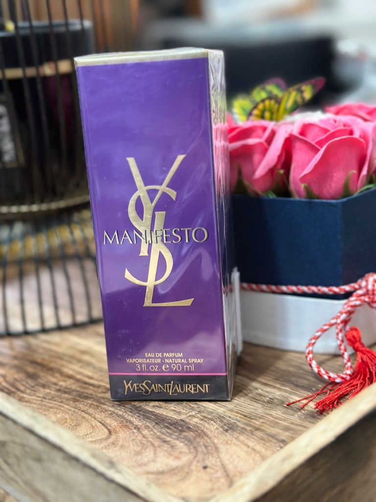 Yves Saint Laurent Manifesto