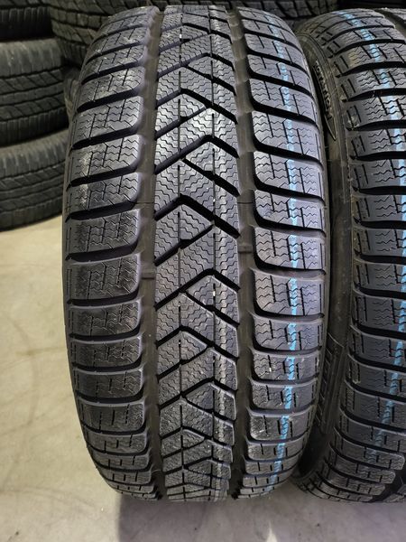 235/45/19 PIRELLI 4бр