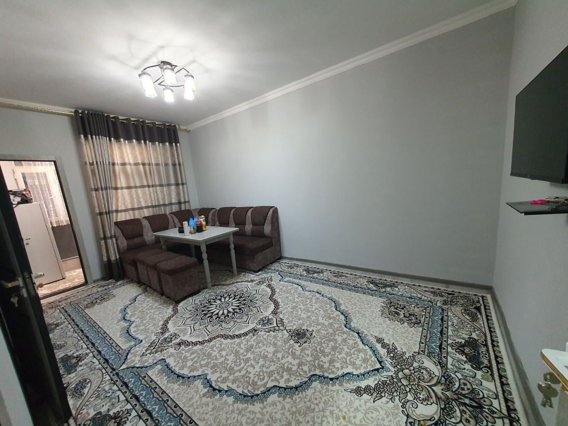 Arenda  farxadskiy bozor 3xona. Аренда квартира