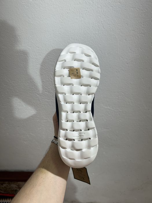 Skechers.
