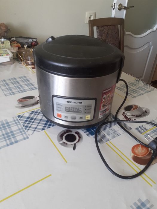 Продам мультиварку