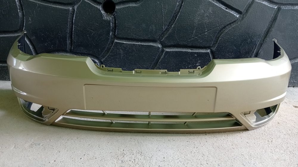 Нексия. Запчасти на Нексию. Бампер на Нексию. Новый. Золотистый металл