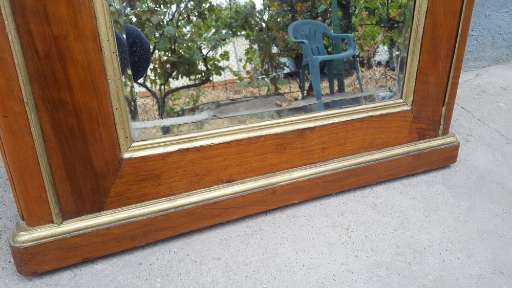 Oglinda mare foarte veche