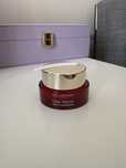 База за фон дьо тен Clarins