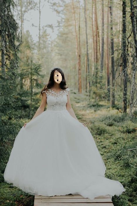 Rochie de mireasa stil prințesă + pantofi + voal lung 3 metri