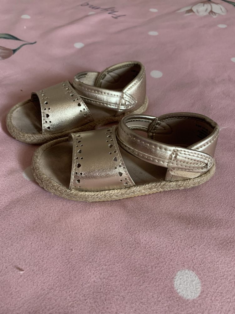 Sandale h&m marimea 24