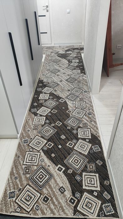 Продам ковровые дорожки