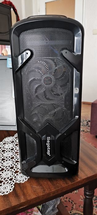 Настолен компютър