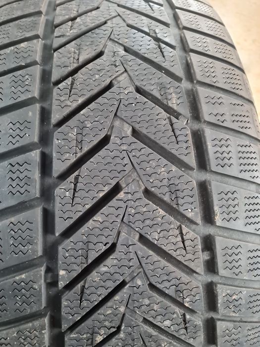 Зимни гуми 265 40 21