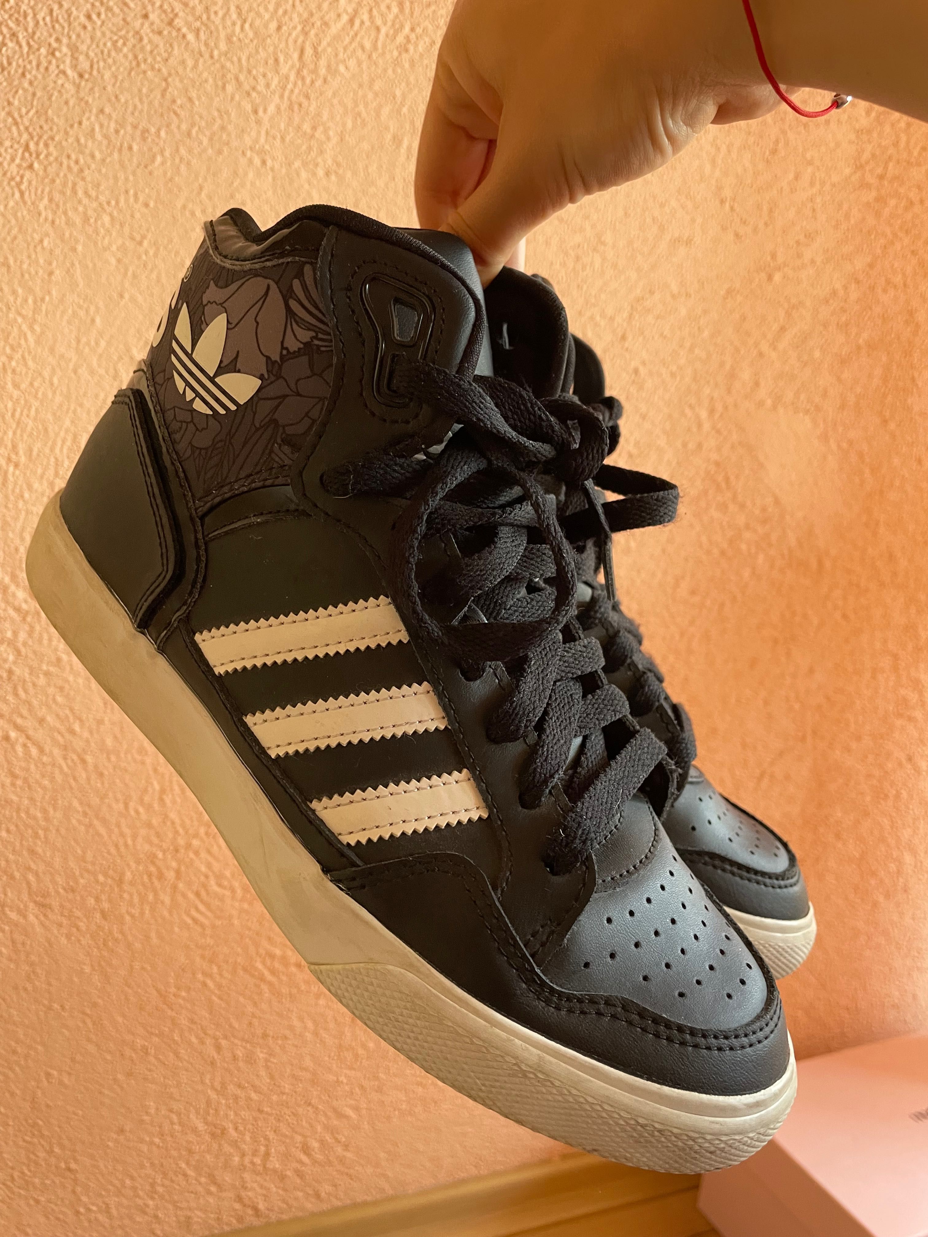 кожени маратонки Adidas