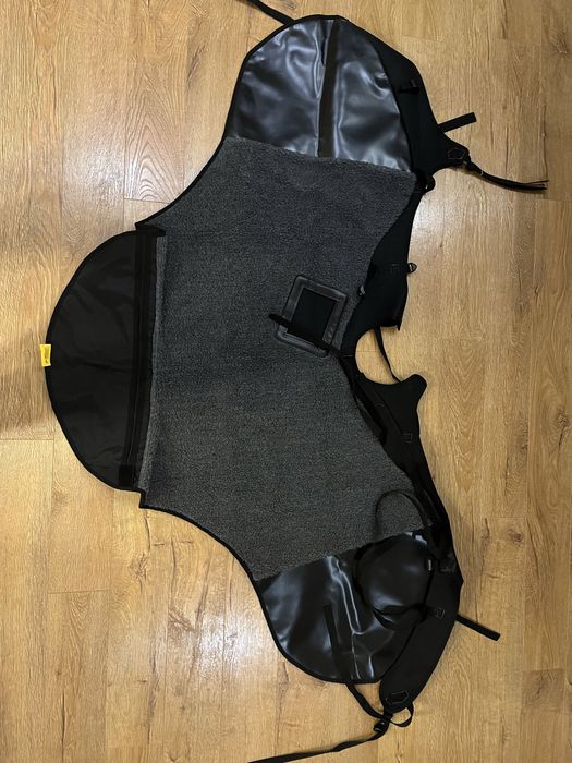 Bagster Покривало(престилка) за крака за Vespa LX 05/06